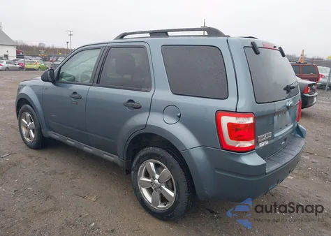 2010 Ford Escape Xlt z USA, uszkodzony, nr VIN 1FMCU9D77AKD37005